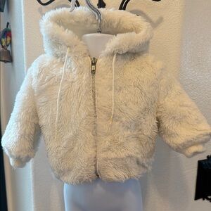 Stone Apparel Made in USA Vintage Cozy White faux fur Kids Jacket Size 18 month
